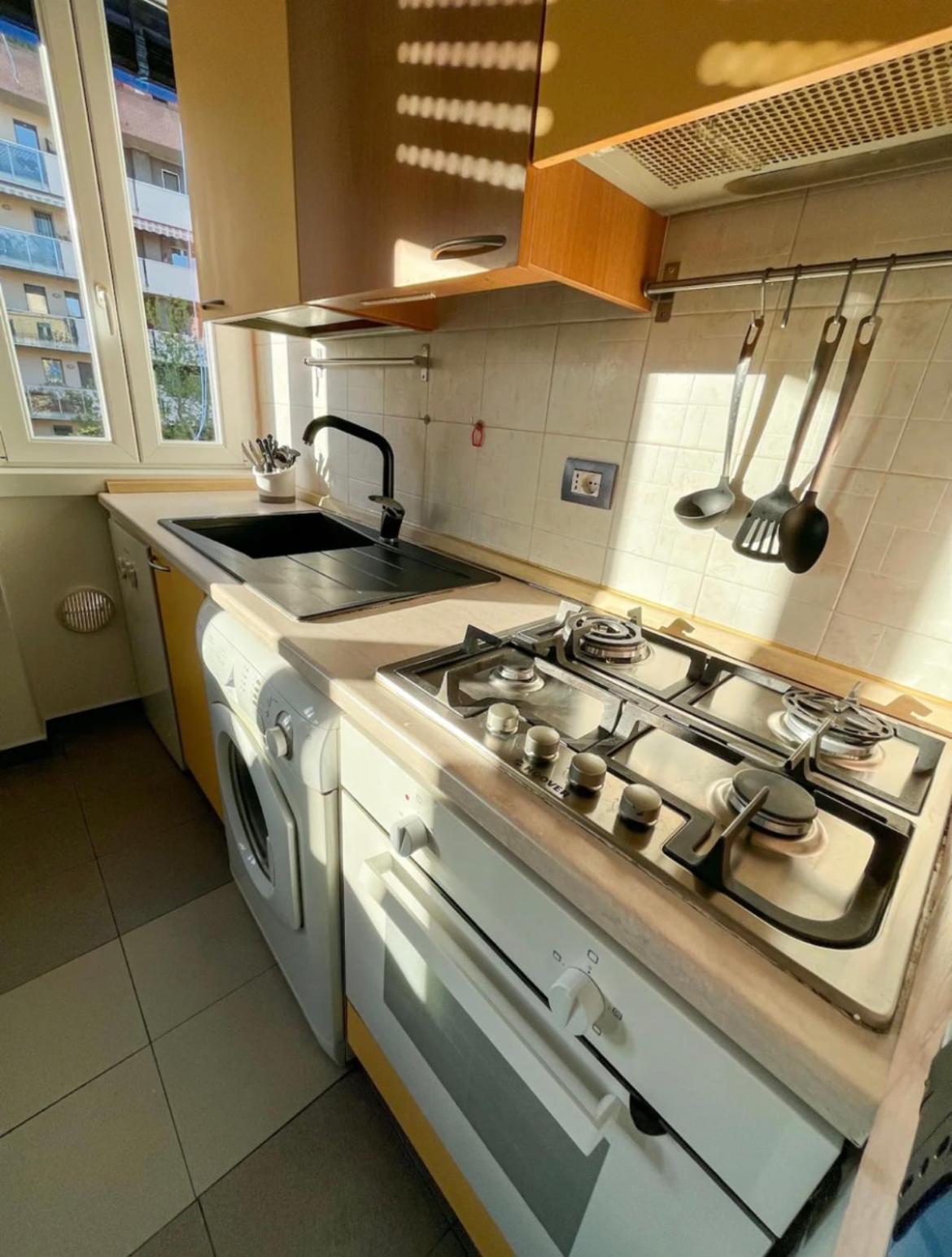 Wild House Apartment Милано Екстериор снимка