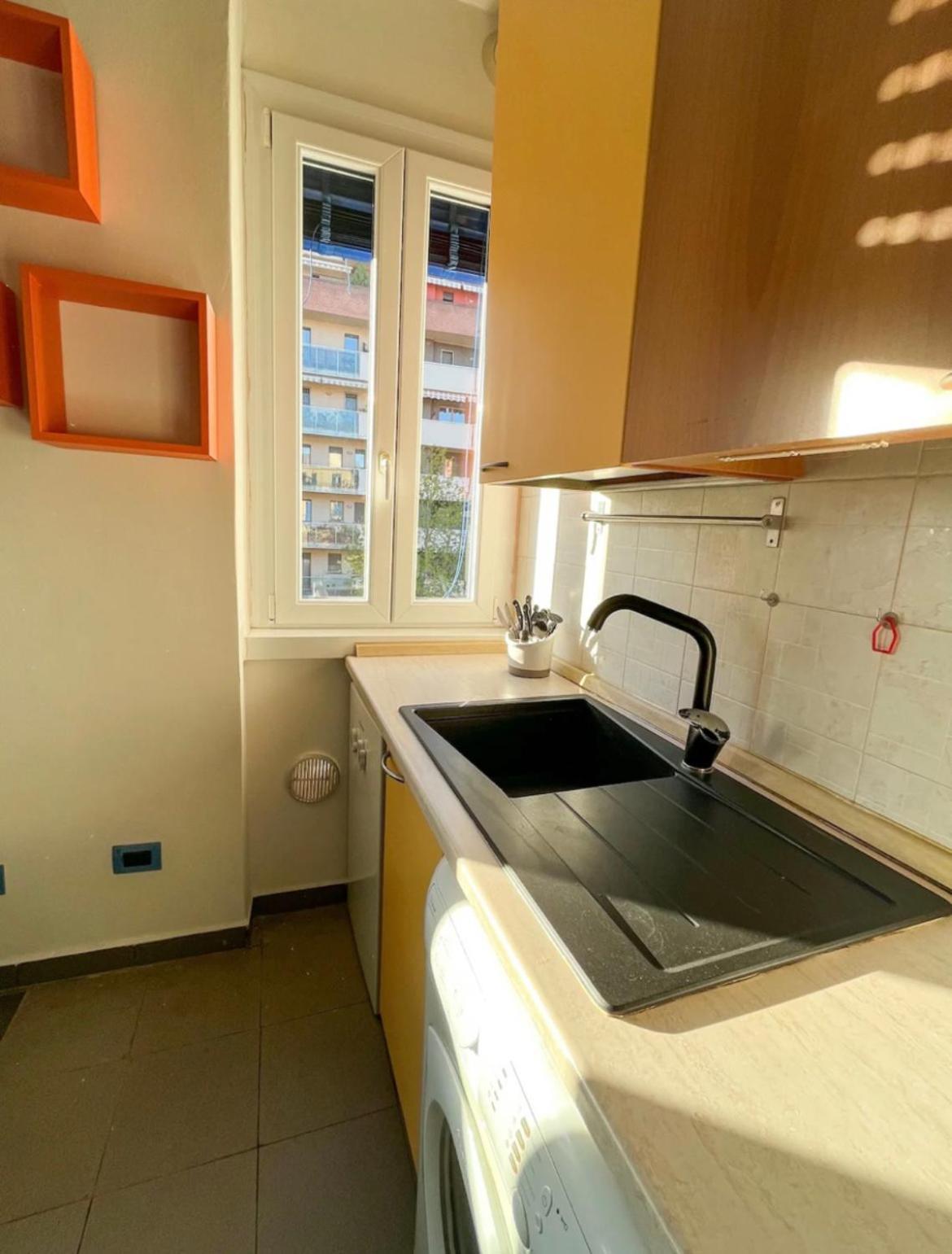 Wild House Apartment Милано Екстериор снимка